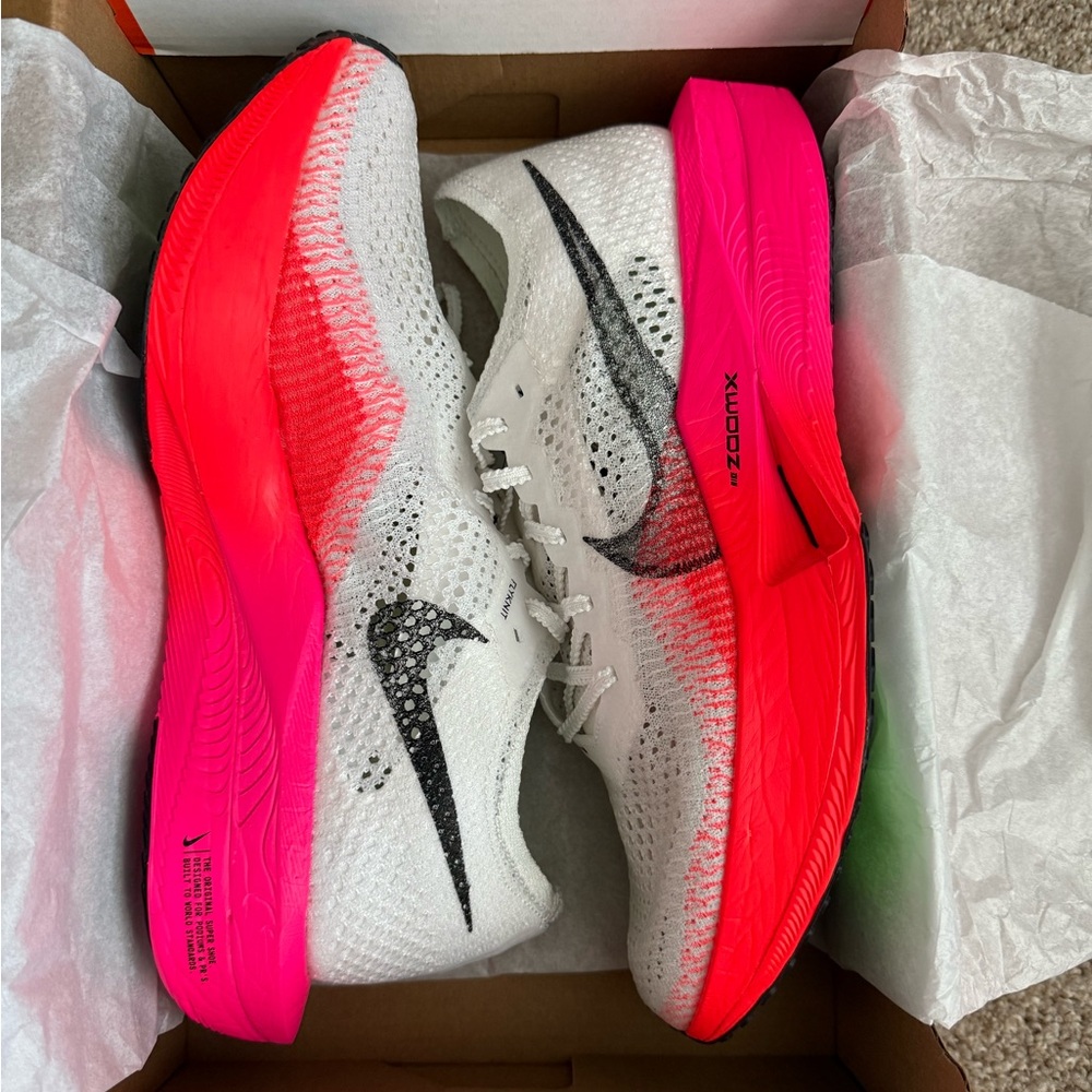 Women’s Nike Vaporfly Next% 3 NIB “Bright Crimson”